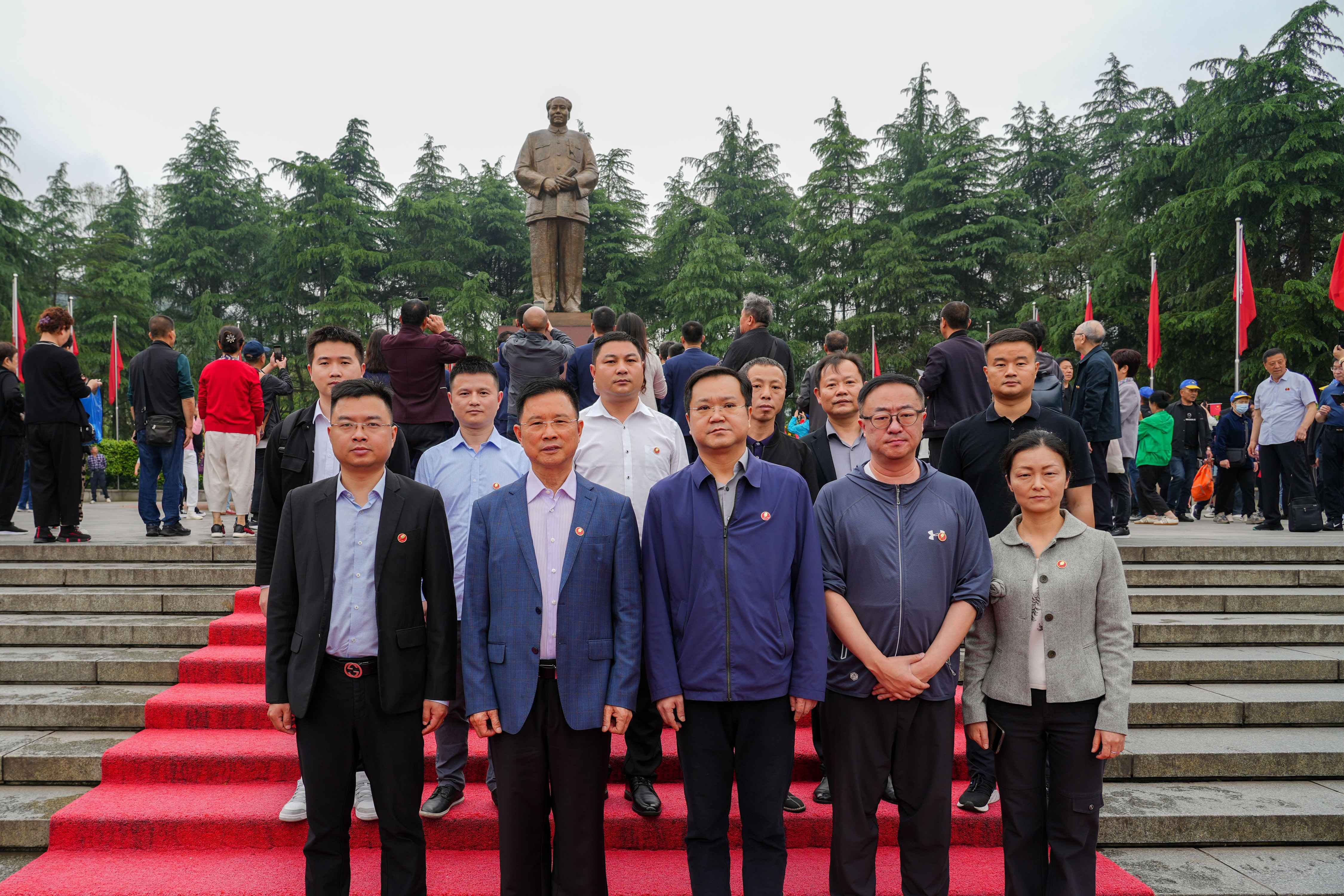 音王集團董事長一行重訪毛主席故居 | 貢獻高科技音視頻技術為韶山教育事業(yè)信息化發(fā)展助力！